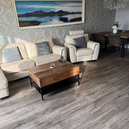 Largs Sea Front, Modern Apartment Exterior photo